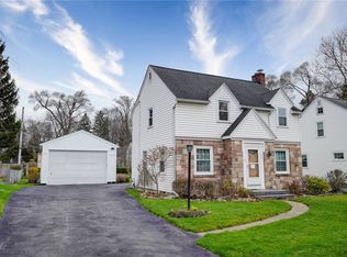 805 Hinchey Rd, Rochester, NY 14624