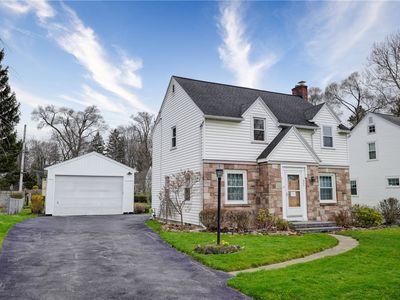 805 Hinchey Rd, Rochester, NY, 14624