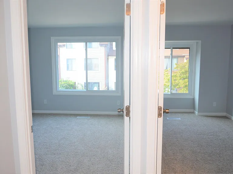 9852 Brookridge Ct — Photo 9