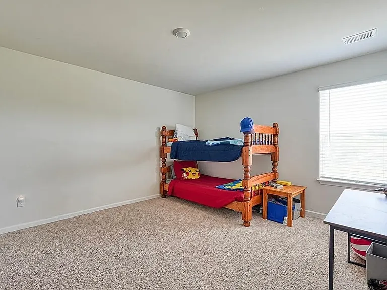 528 Keller Ln — Photo 10