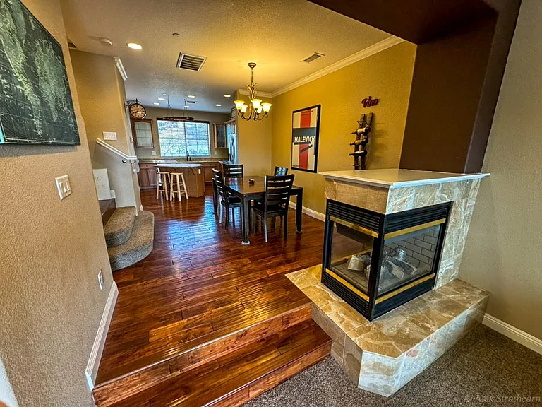 Sterling Ridge Cir — Photo 1