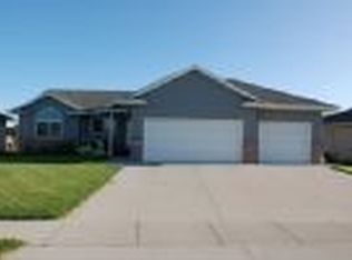 401 W Ironwood St, Brandon, SD 57005