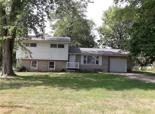 703 Sarah Dr, Decatur, IL 62526