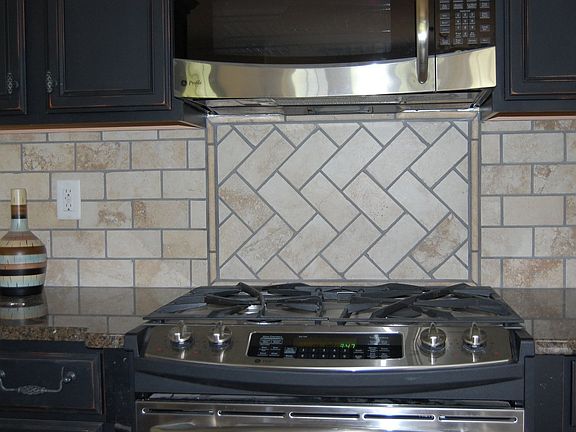 Custom Back Splash
