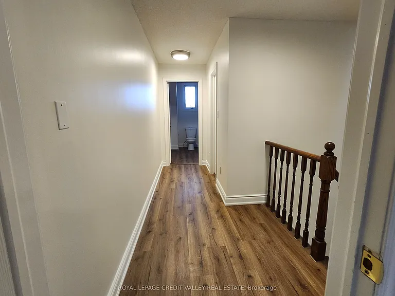 800 Dundas St W #39 — Photo 9