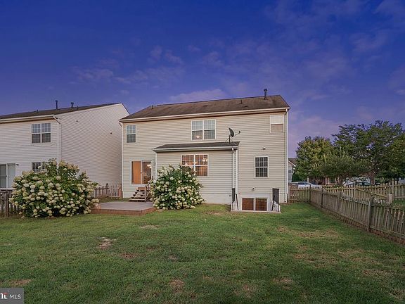5th image of 2202 Cottonwood Ln