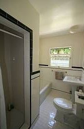4th image of 2085 Balmer Dr