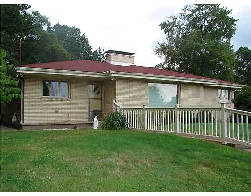 210 Killarney Rd photo 1