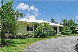2nd image of 1201 Seaspray Ave