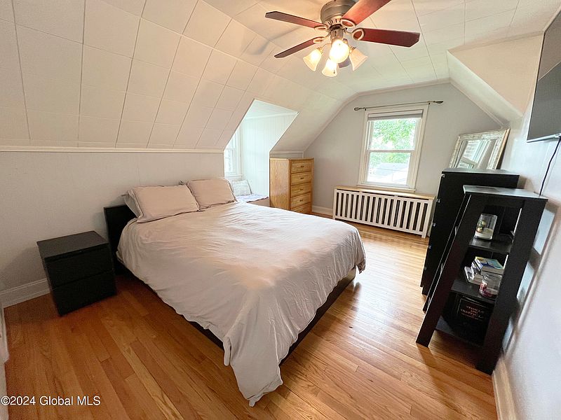 5th image of 29 Grandview Drive