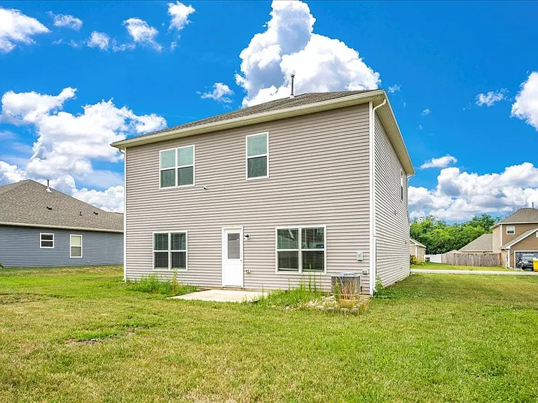42 Eakins Ln — Photo 48