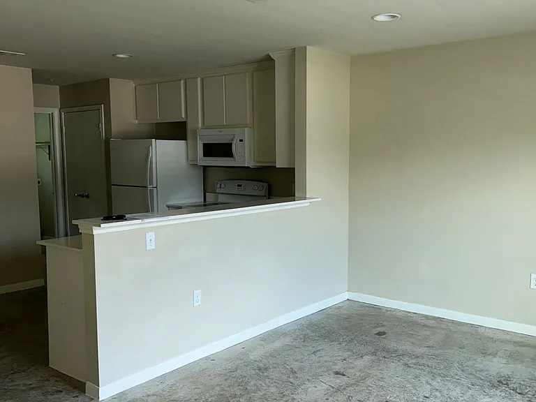Bottom Floor Unit