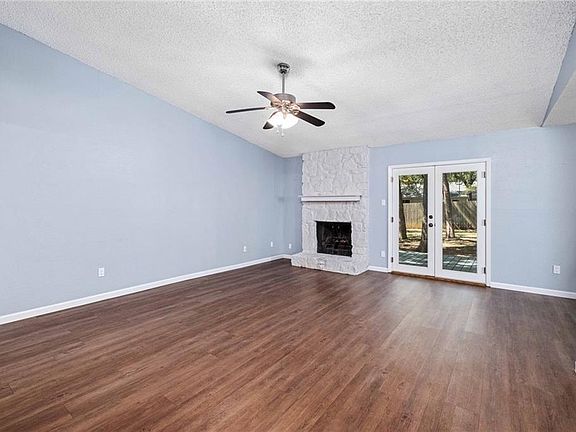 5th image of 12224 Forsythe Dr