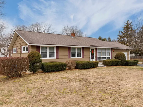 12 Otis Avenue, Salem, NH 03079