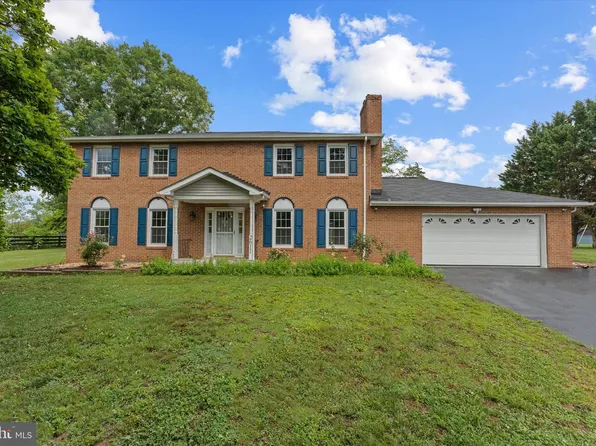 2611 Alvey Dr, Haymarket, VA 20169
