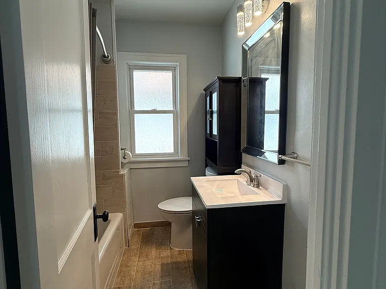 1333 Gladys Ave #UP — Photo 16