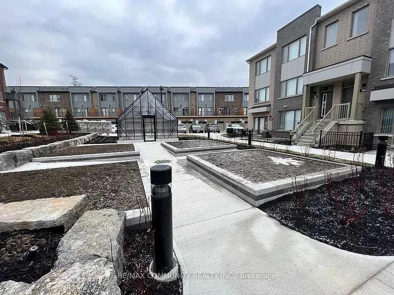 1525 Kingston Rd #701 — Photo 2