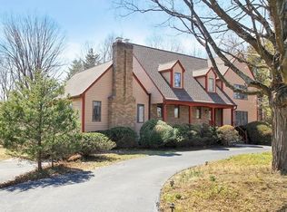1088 Franklin Lake Rd, Franklin Lakes, NJ 07417