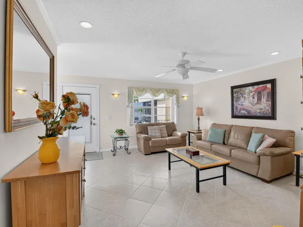 323 Capri G #323, Delray Beach, FL 33484