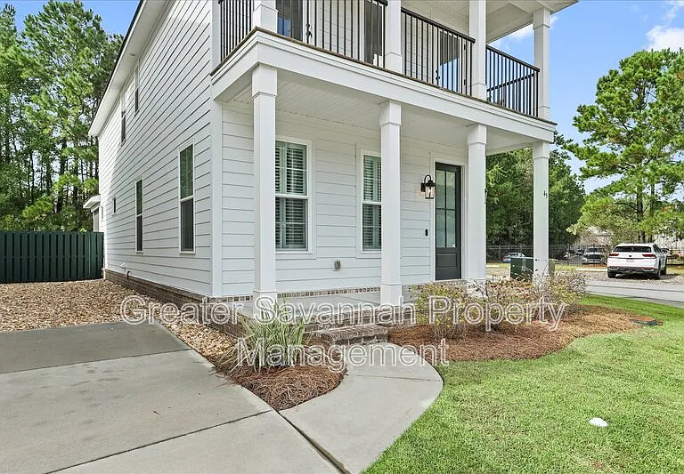 45 Grove Park Dr — Photo 3