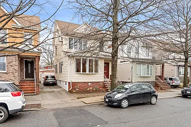 89-21 Aubrey Avenue  image 1 of 39