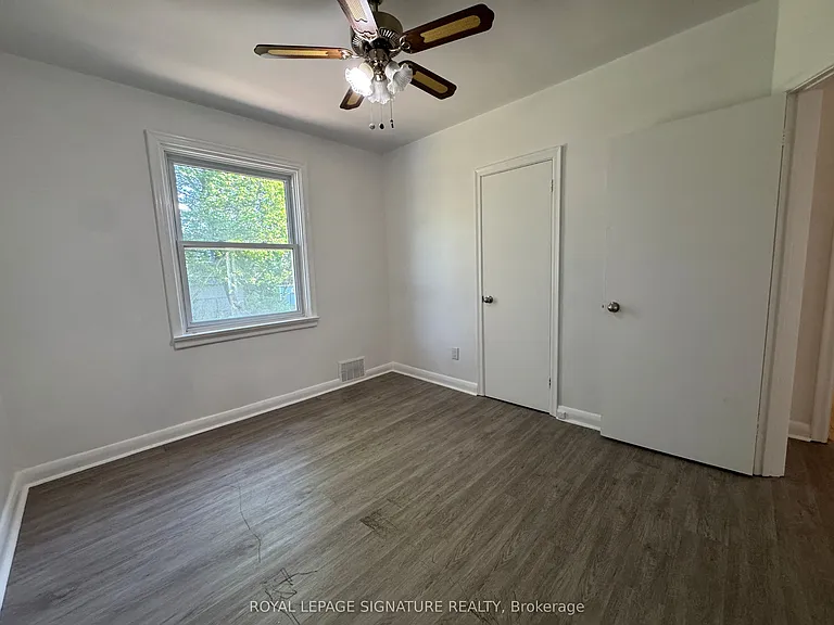 130 Budea Cres #MAIN FL — Photo 9