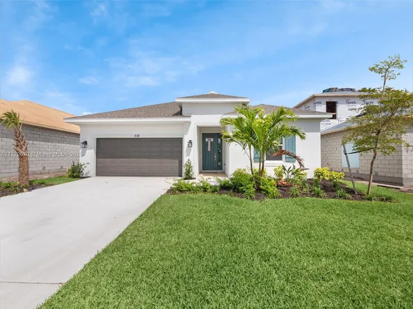 516 SE Ranch Oak Cir, Port Saint Lucie, FL 34984