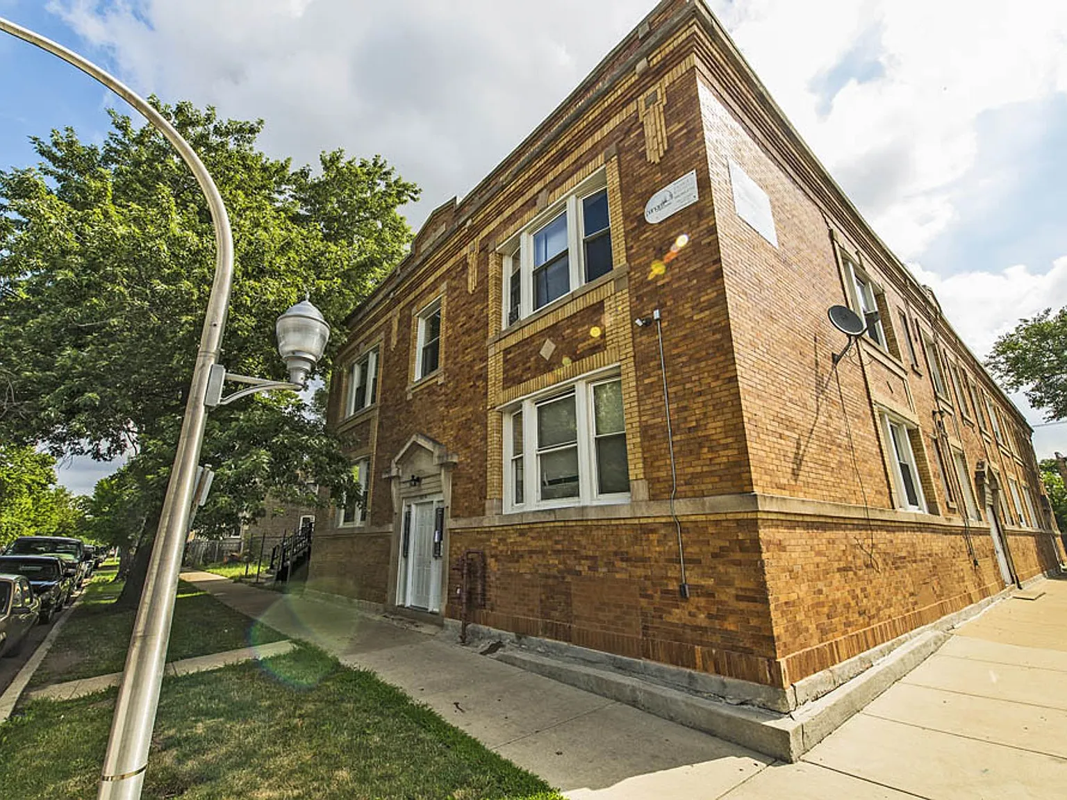 3650 W 18th — Photo 2