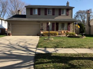 37164 Ladywood St, Livonia, MI 48154