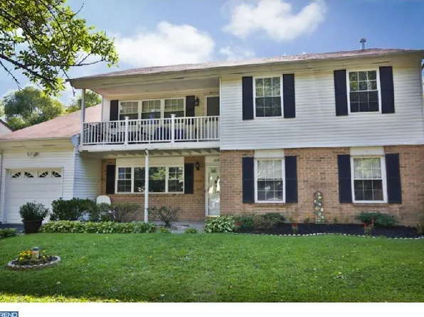 4512 Winding Brook Dr Floor 2, Bensalem, PA 19020