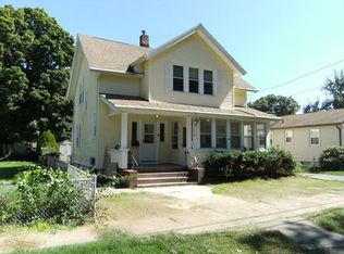 82 Queen Ave, West Springfield, MA 01089