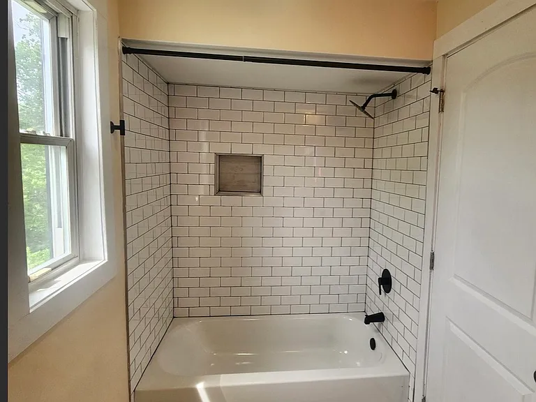 3555 Lossing St #B — Photo 20