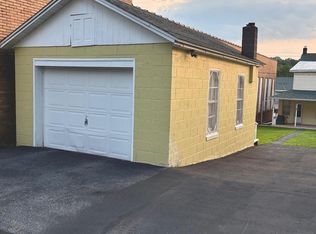 39 Spring St, Weatherly, PA 18255