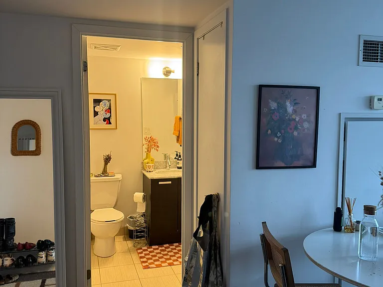 68 Abell St #729 — Photo 5