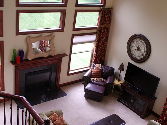 Family Room - 15x18