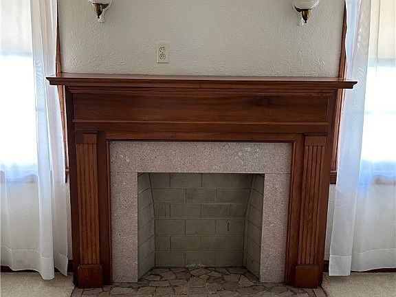 2nd image of 3808 W 129th St