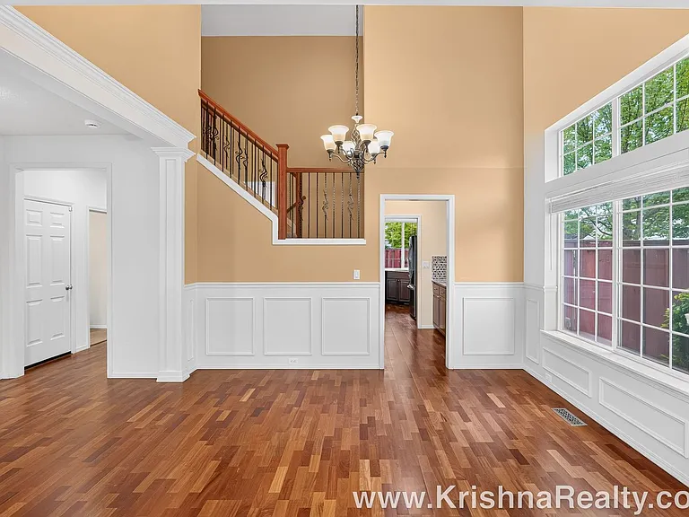 13686 NW Henninger Ln — Photo 5