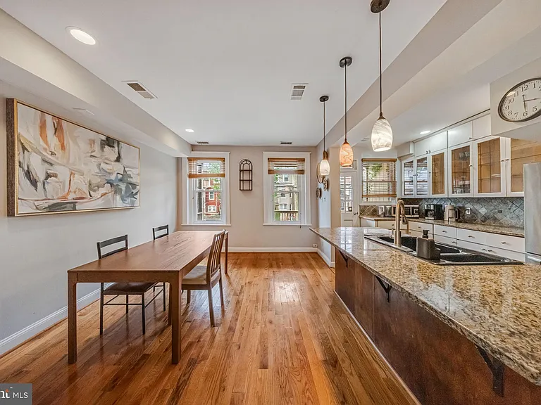 723 Quebec Pl NW — Photo 8