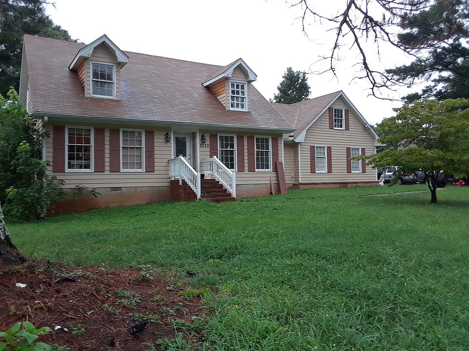 1st image of 2539 Fieldstone Dr SE