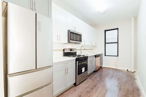 Rented by Nooklyn NYC LLC | media 23