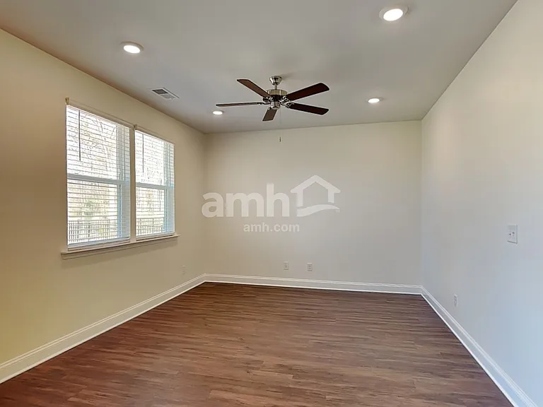 625 Rivermist Dr — Photo 7
