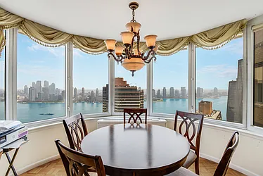 330 East 38th Street