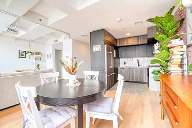 Dining area thumbnail