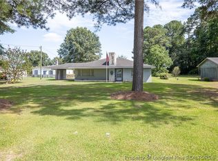 528 Fayetteville St, Newton Grove, NC 28366