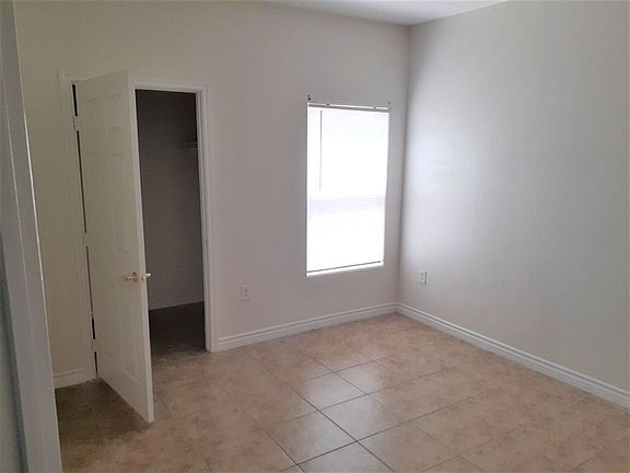 5th image of 5025 Kell Ln #40
