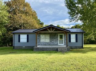 151 Hawkins Rd, Westmoreland, TN 37186