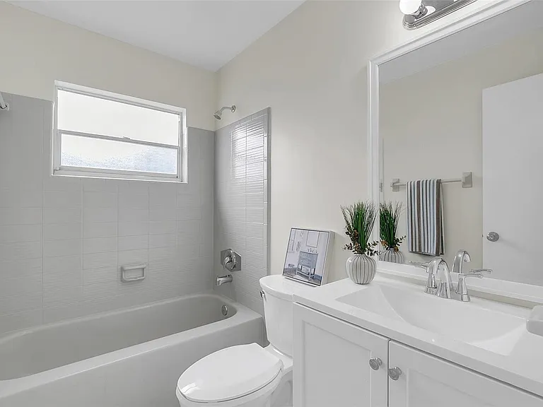 440 Tulane Dr — Photo 7