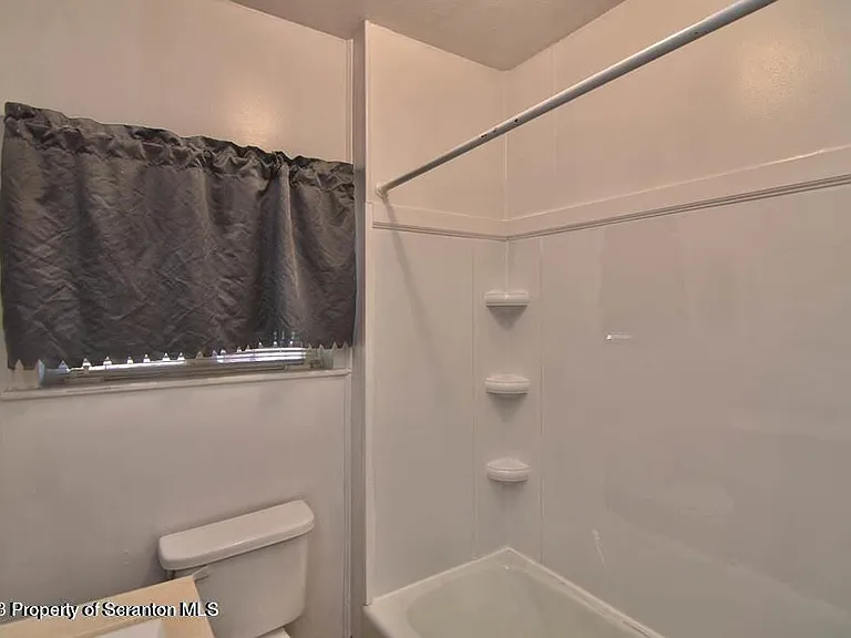 1418 Capouse Ave — Photo 21
