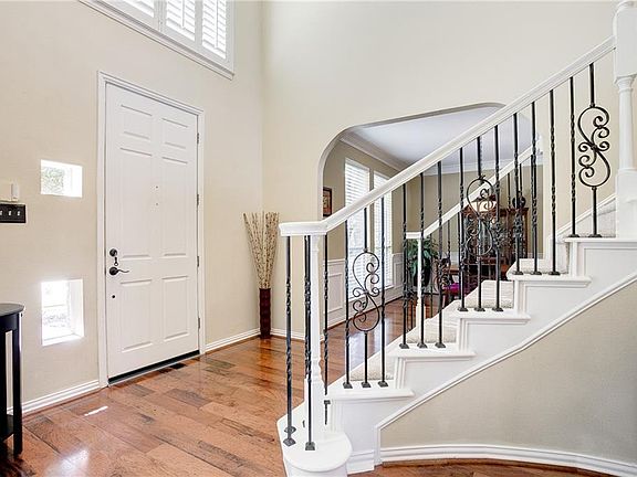 4th image of 4421 Cityview Dr