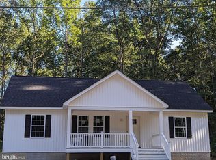 244 Woodbine Dr, Colonial Beach, VA 22443